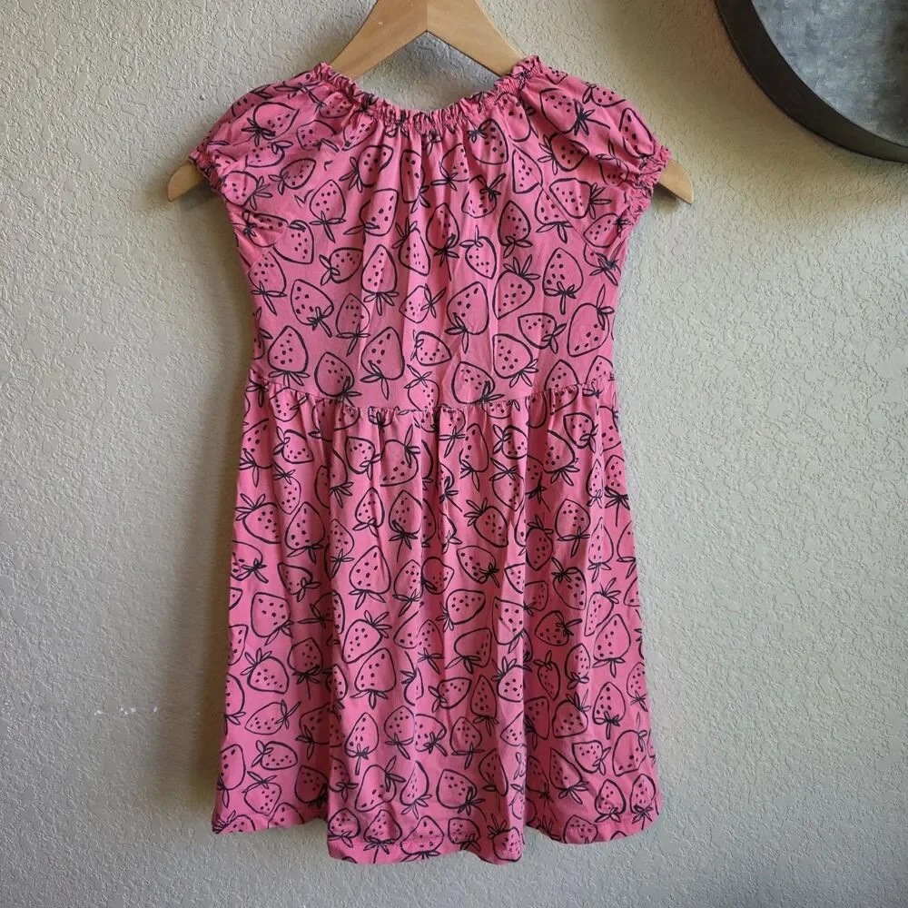 Tea Collection 8 pink dress allover black strawberry print pleated empire waist